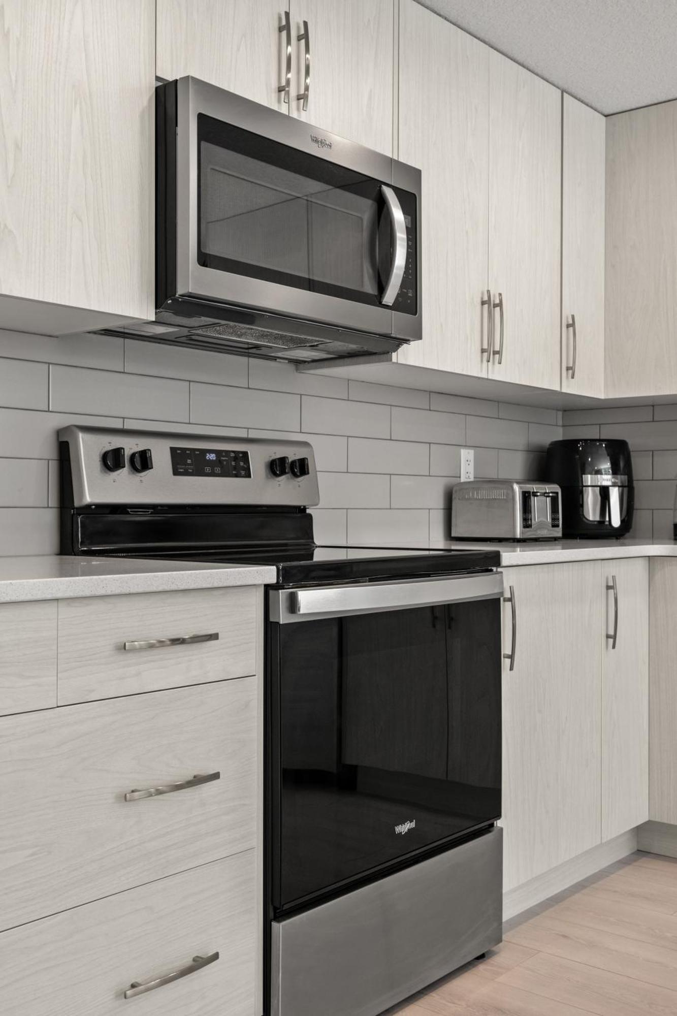 Apartmán Cozy Rockland Park Unit+Parking YYC Exteriér fotografie